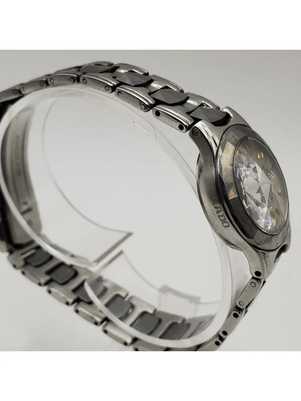 Rado Sapphire Crystal Prisim Womens Watch 22mm Day/Date Dial  New Battery